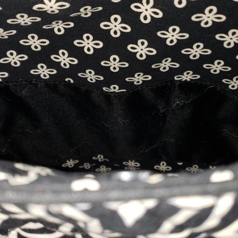 Vera Bradley Tote - 426 - Picture 6 of 8